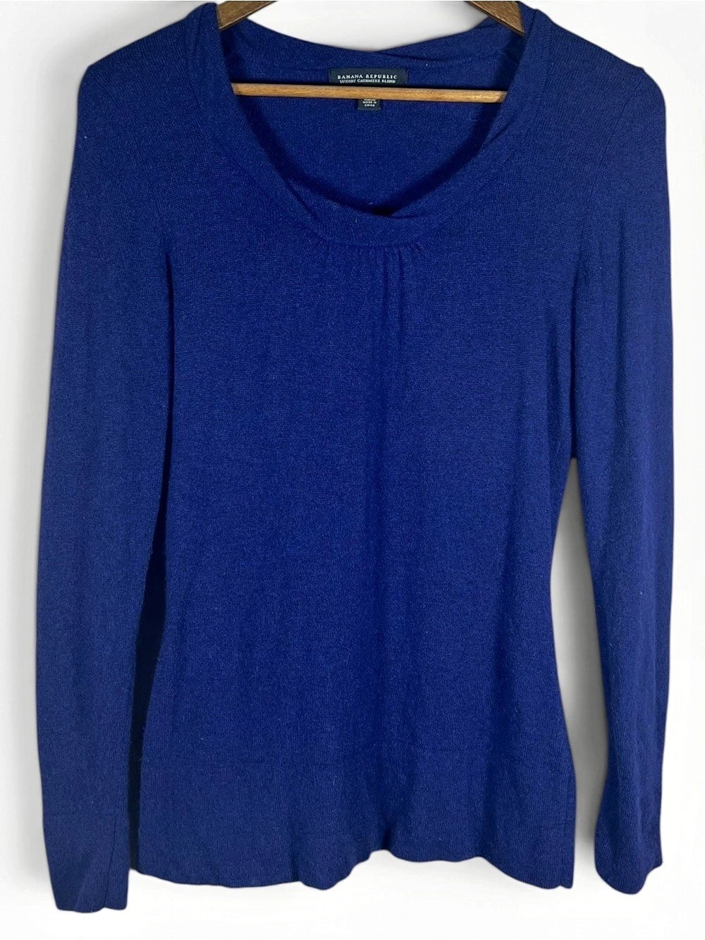 Banana Republic Womens Cashmere Blend Sweater Purple Small Y2K Quiet Luxury
